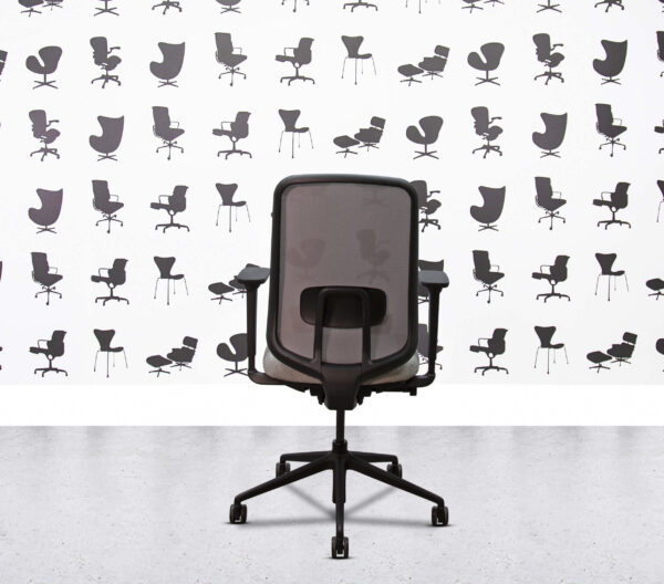 Refurbished Boss Design - Sia Task Chair - Black Frame and Base - Grey Seat3
