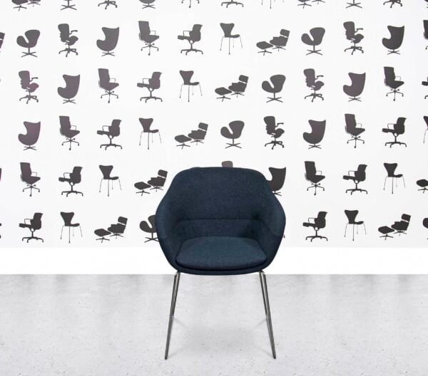 Refurbished Brunner Crona Lounge Chair - Blue Fabric