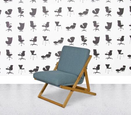 Refurbished Orangebox Yolo-01 Lounge Chair - Blue Fabric