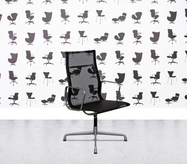 Refurbished ICF Charles Eames EA119 - Polished Aluminium - Black Mesh