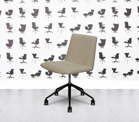 Refurbished Andreu World Flex Chair SI1306 - Beige Fabric