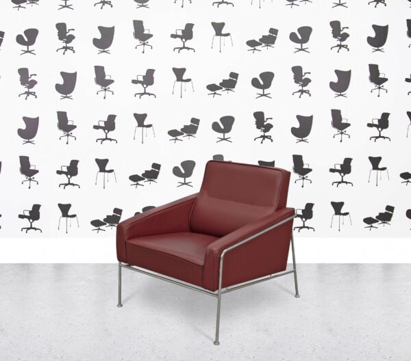 Refurbished Fritz Hansen 3300 and 3303 Armchair and Sofa Set - Berry Red Leather