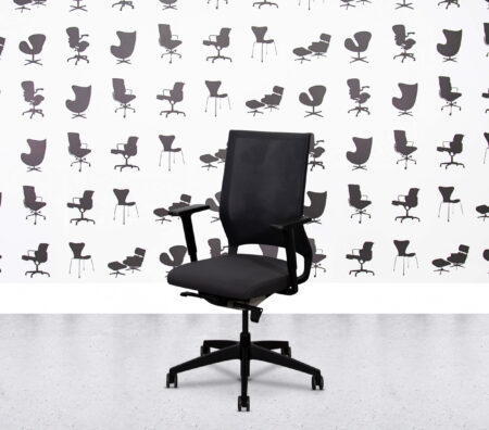 Refurbished Sedus Quarterback Task Chair - No Lumbar - Full Black