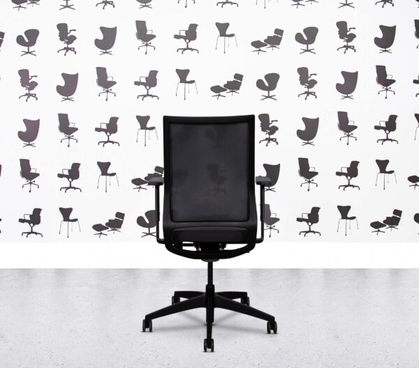 Refurbished Sedus Quarterback Task Chair - No Lumbar - Full Black