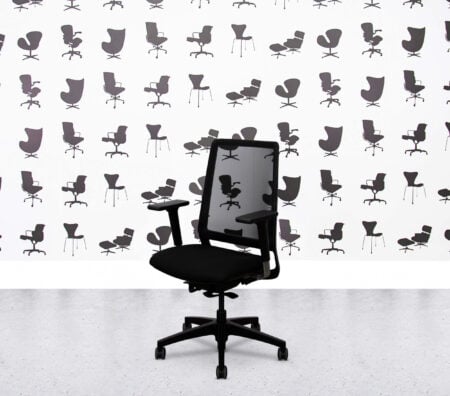 Refurbished Forma 5 Sense Task Chair - Full Black