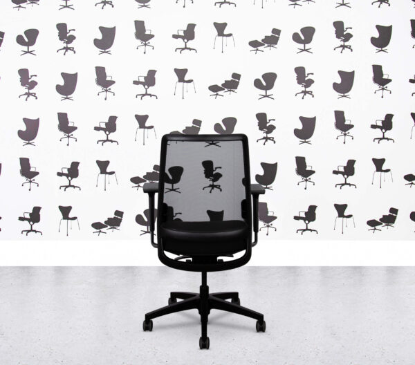 Refurbished Forma 5 Sense Task Chair - Full Black