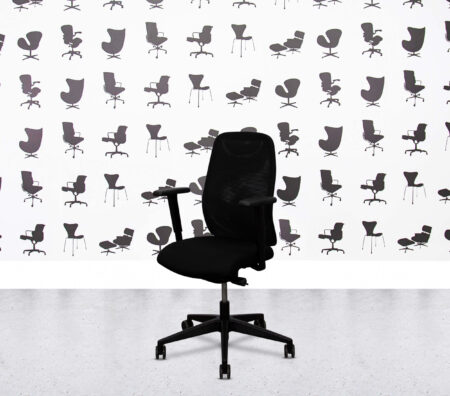Refurbished Interstuhl Mesh Back Task Chair - Full Black