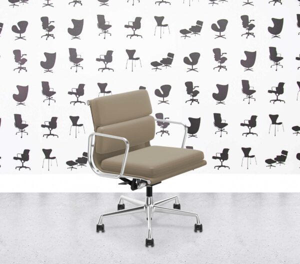 Refurbished Vitra Eames Soft Pad EA217 - Premium Leather - Pol Alu - Sand