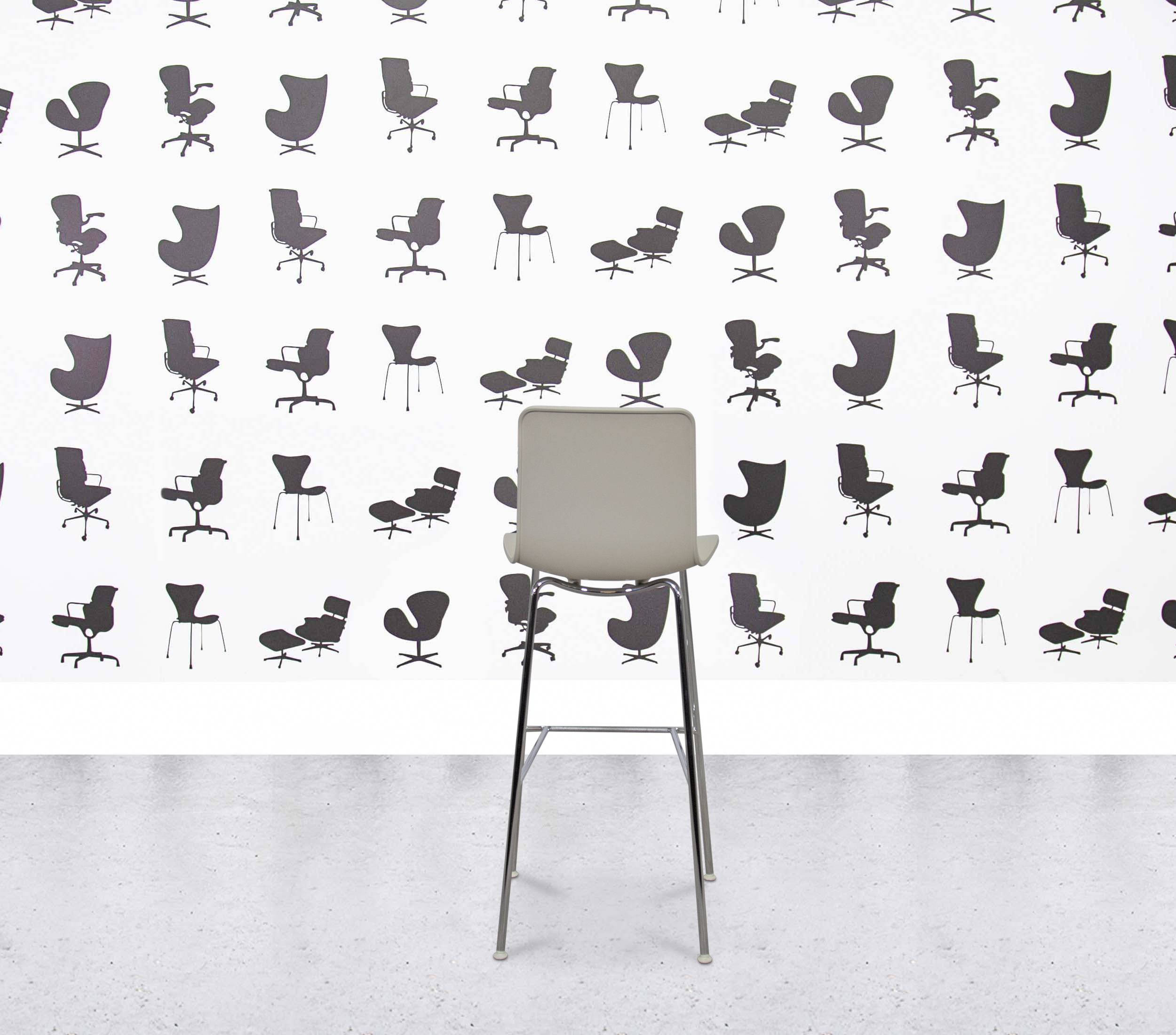 Refurbished Vitra HAL Stool High - White Shell3 Refurbished Vitra HAL Stool High - White Shell