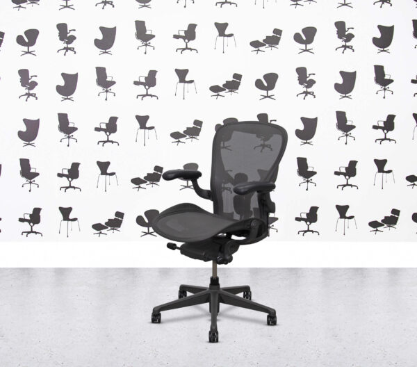 Refurbished Herman Miller Aeron Remastered - Size C - FULL SPEC - Graphite - Posture fit