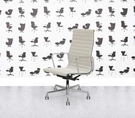 Refurbished Vitra Eames EA119 - Multi Colour - Chrome - Snow