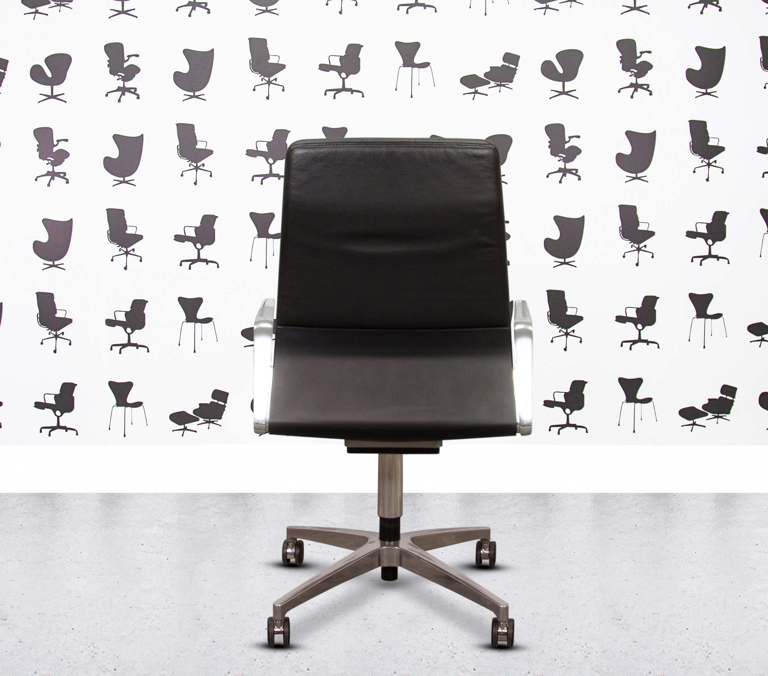 Refurbished Interstuhl Vintage IS5 Conference Chair - Black Leather3 Refurbished Interstuhl Vintage IS5 Conference Chair - Black Leather