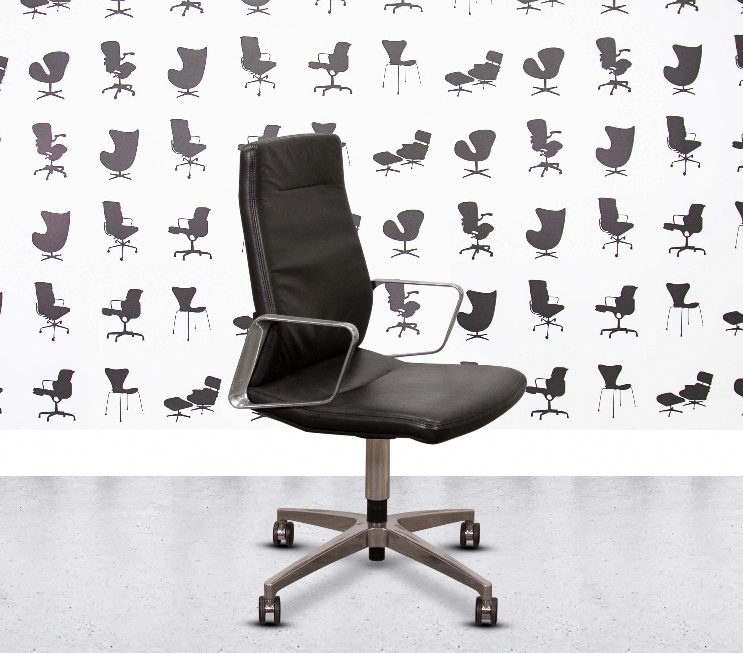 Refurbished Interstuhl Vintage IS5 Conference Chair - Black Leather4 Refurbished Interstuhl Vintage IS5 Conference Chair - Black Leather