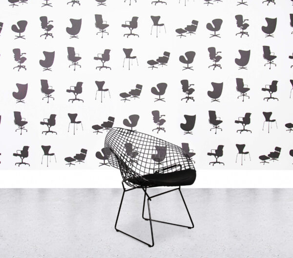 Refurbished Knoll Bertoia Diamond Chair - Black Seat Cushion