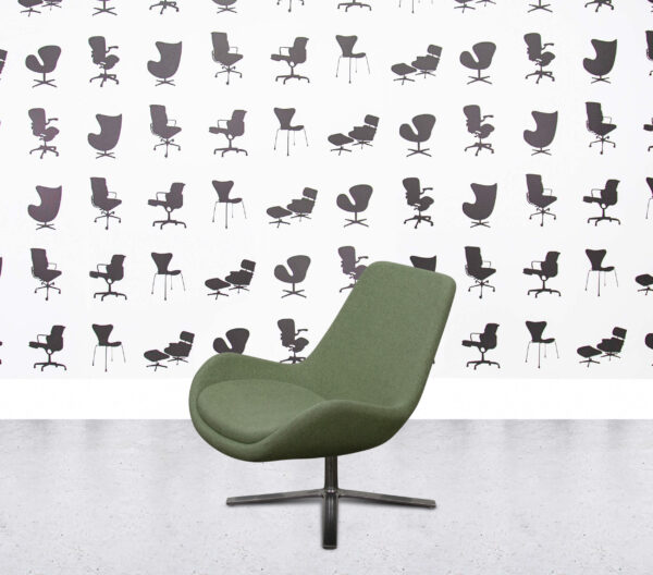 Refurbished Orangebox Avi Upholstered Swivel Chair - Apple