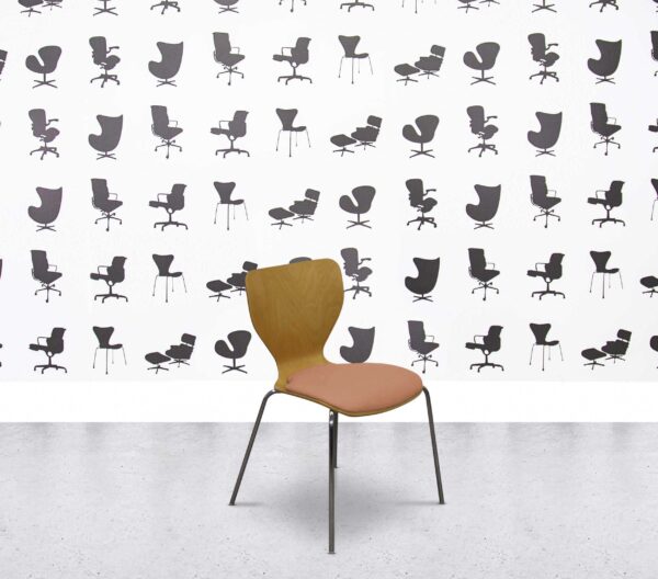 Refurbished Orangebox X10-FLS Stacking Canteen Chairs - Seville Pink
