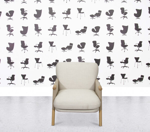 Refurbished Fredericia Savannah Lounge Chair - White and Cream