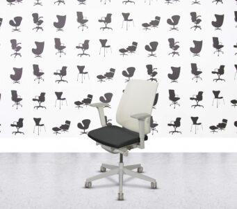 HOMEPAGE 15 Refurbished Profim LightUp - White Mesh and Frame - Paseo