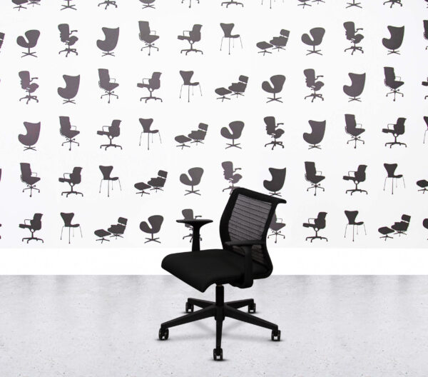 Refurbished Steelcase Think - Mesh Back - Full Black