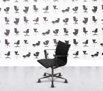 HOMEPAGE 1 Refurbished ICF Una Chair - Polished Aluminium - Black Leather