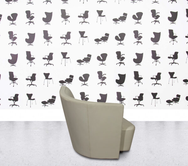 Refurbished Walter Knoll Drift Swivel Armchair - White Leather