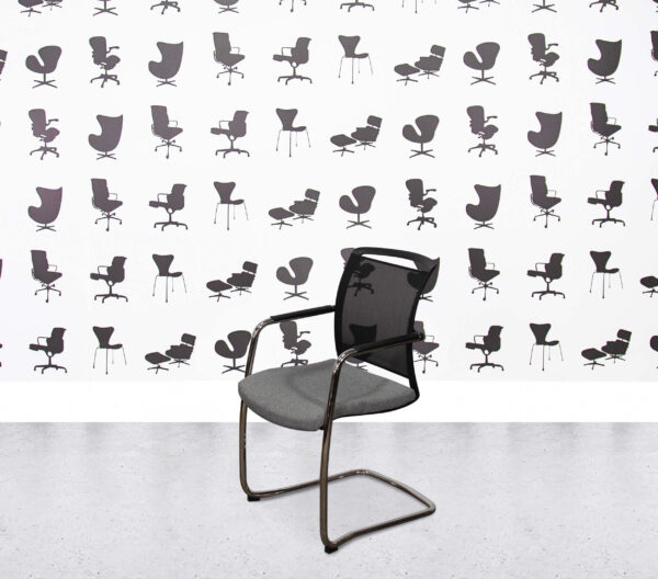 Refurbished Elite Moda Mesh Back Cantilever Chair - Black