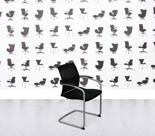 Refurbished Sedus Open Up Cantilever Chair - Grey Frame - Black Fabric