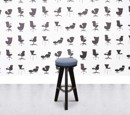Refurbished Verco Martin Bar Stool MSB13 - Black and Blue