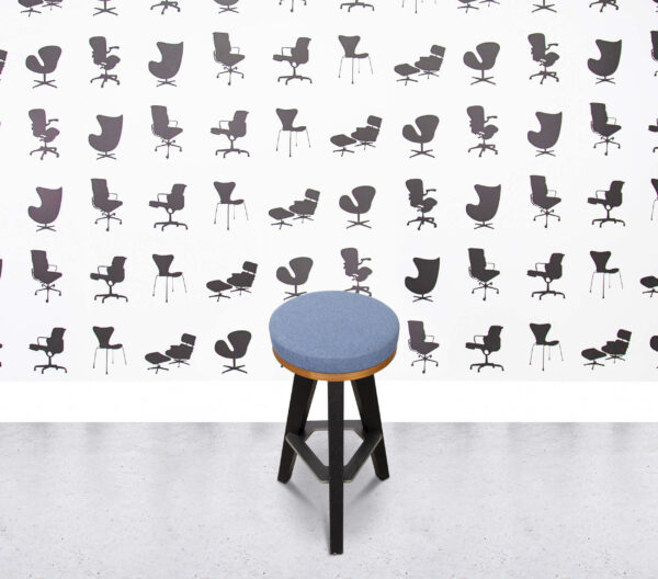 Refurbished Verco Martin Bar Stool MSB13 – Black and Blue with Oak Finish