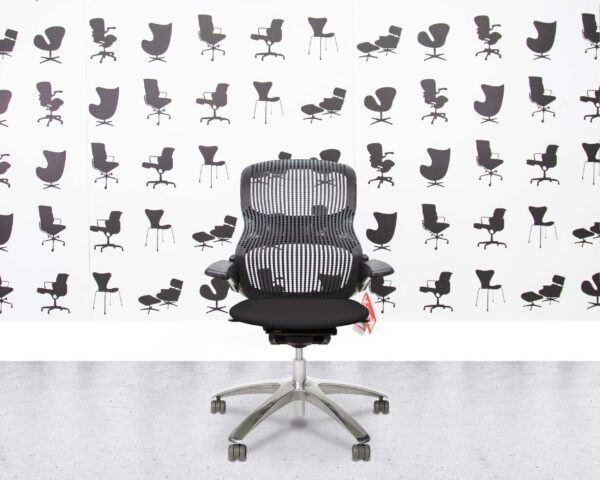 Refurbished Knoll Generation - Polished Aluminium - Black Fabric