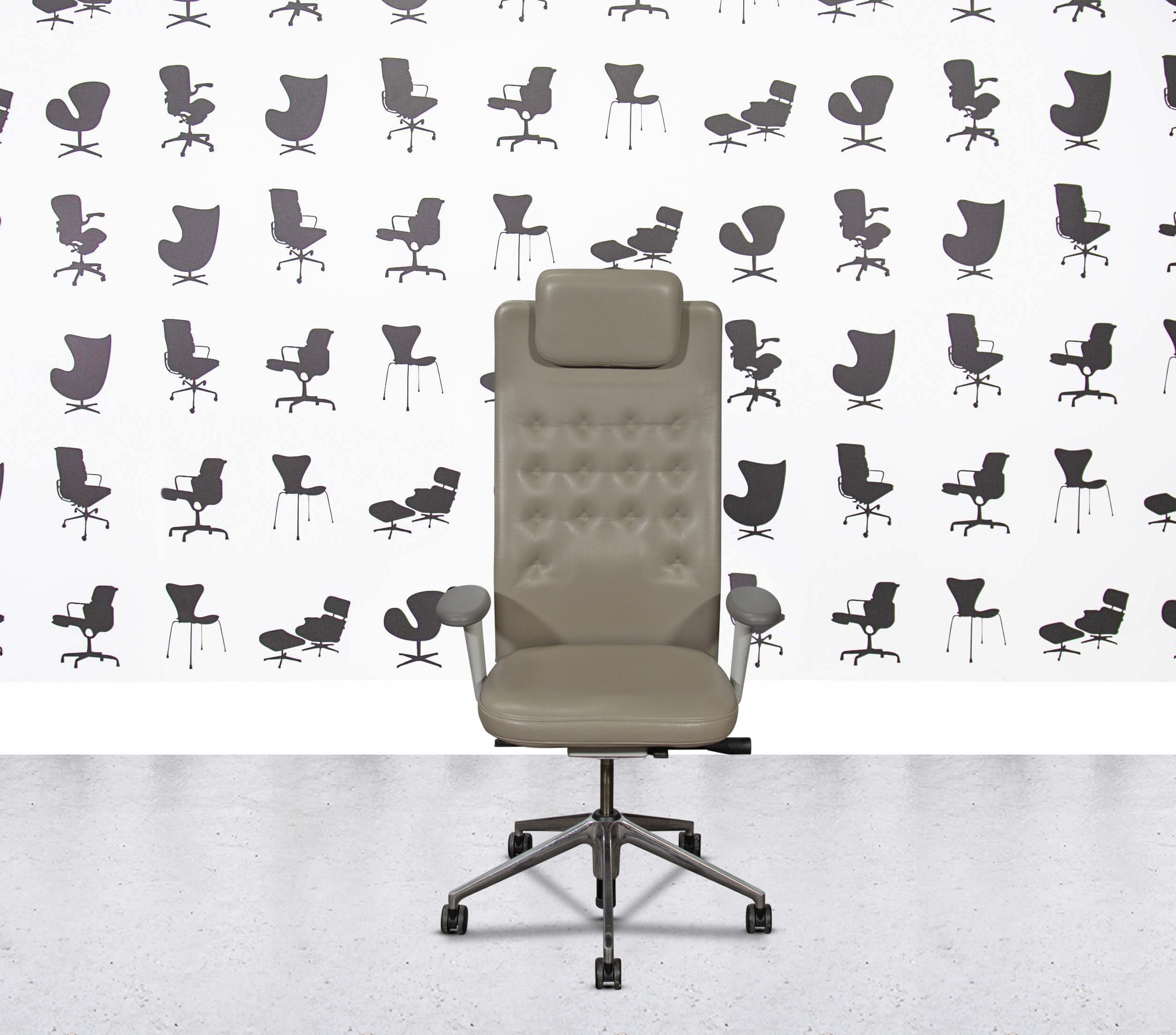 Refurbished Vitra ID Trim L - Polished Aluminium Base - Cream Leather1 Refurbished Vitra ID Trim L - Polished Aluminium Base - Cream Leather