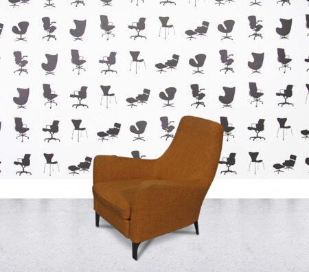 Refurbished Minotti Denny Lounge Chair - Orange Fabric