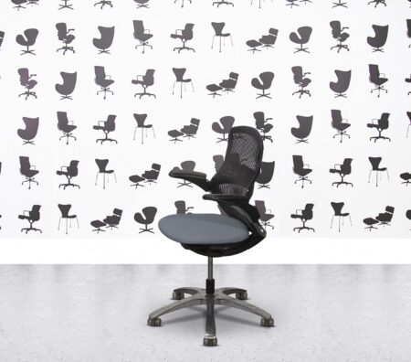 Refurbished Knoll Generation - Polished Aluminium - Paseo