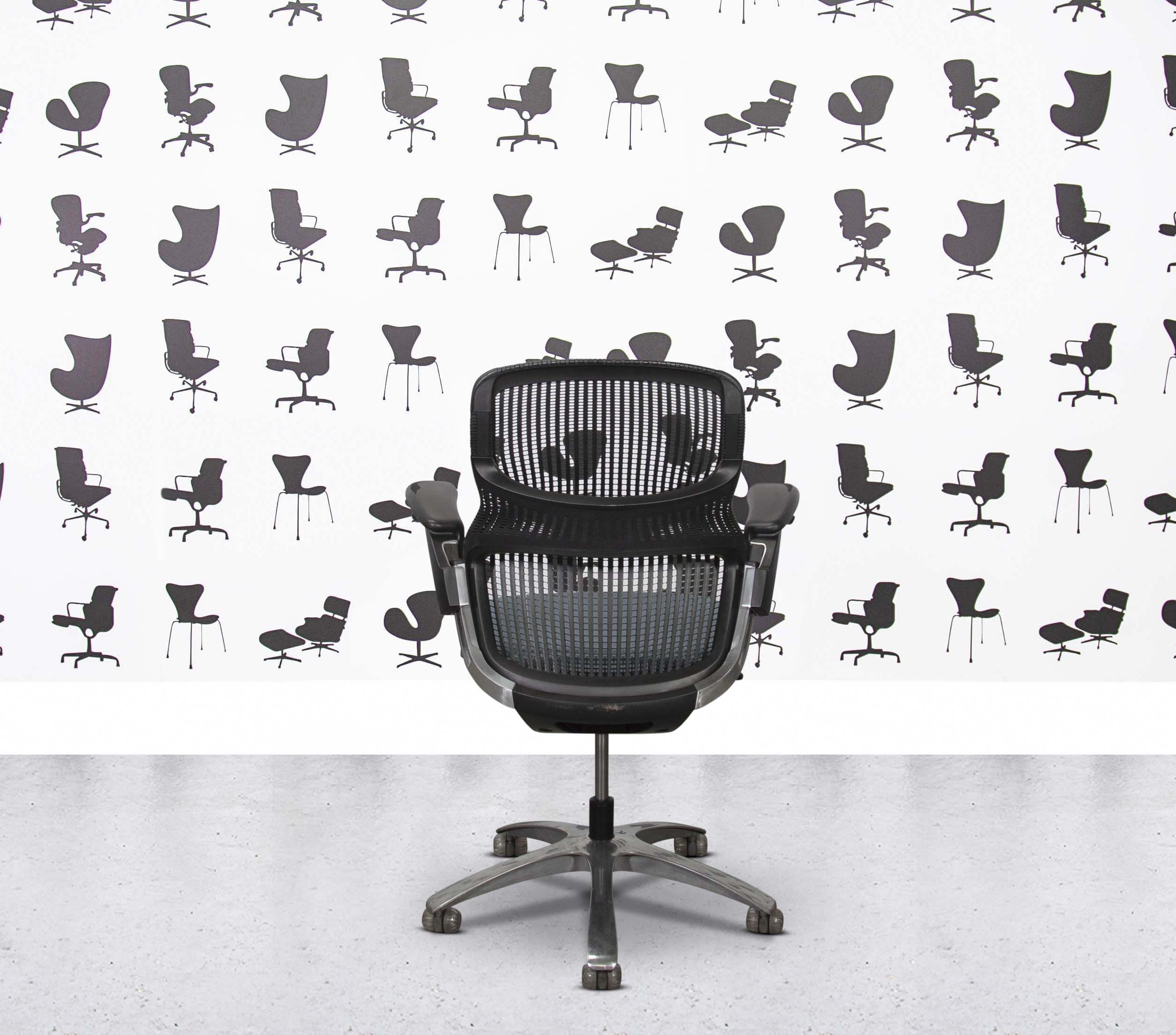 Refurbished Knoll Generation - Polished Aluminium - Paseo3 Refurbished Knoll Generation - Polished Aluminium - Paseo