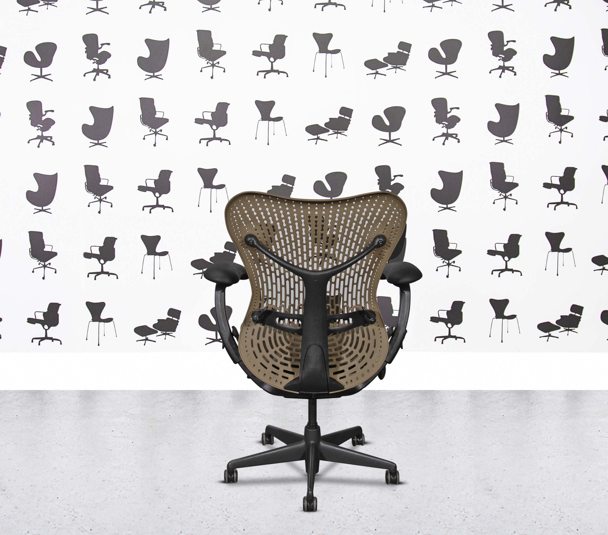 Refurbished Herman Miller Classic Mirra FULL SPEC 4D - Cappuccino3 Refurbished Herman Miller Classic Mirra FULL SPEC 4D - Cappuccino