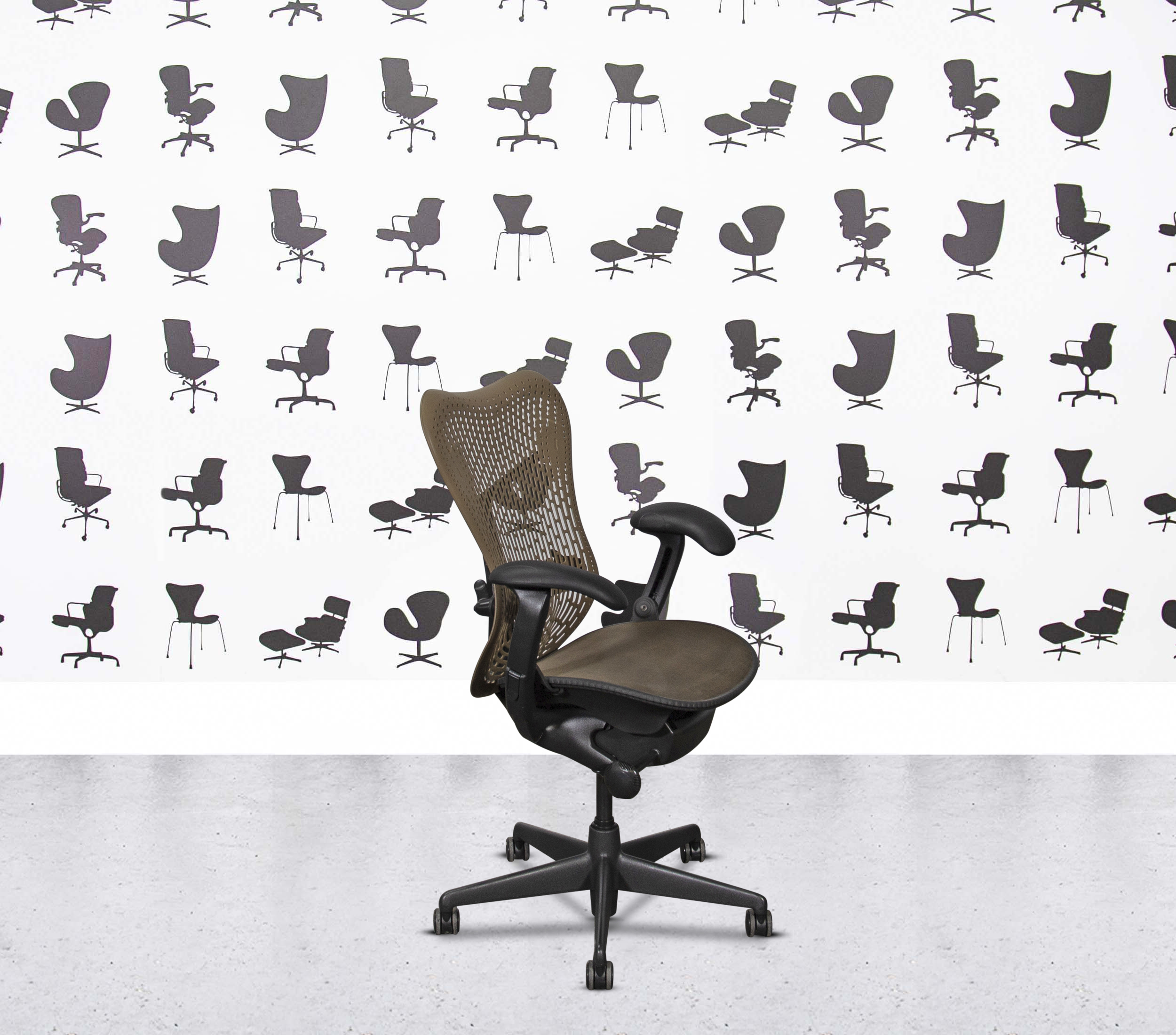 Refurbished Herman Miller Classic Mirra FULL SPEC 4D - Cappuccino4 Refurbished Herman Miller Classic Mirra FULL SPEC 4D - Cappuccino