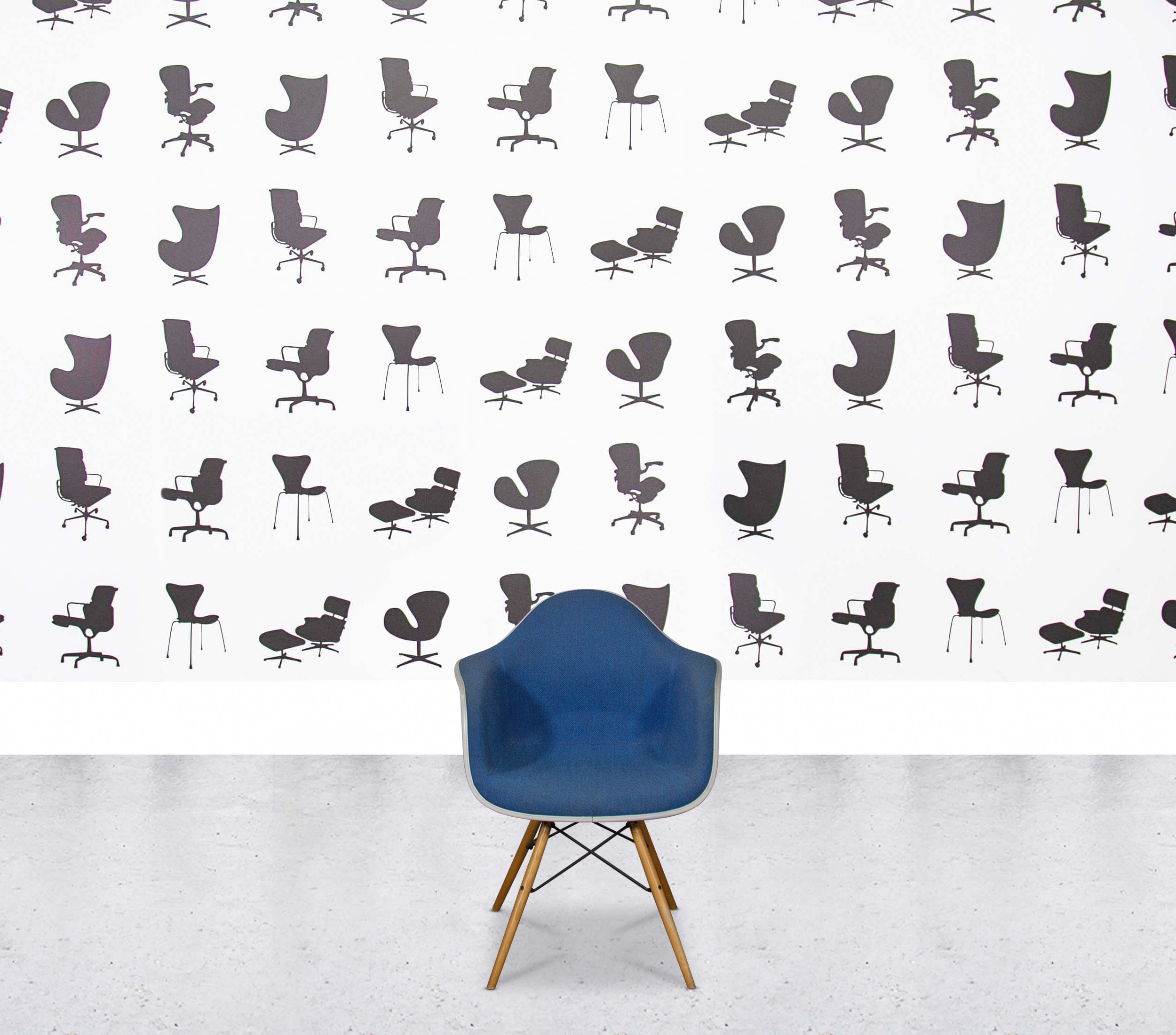 Refurbished Vitra Charles Eames DAR - White Shell - Full Upholstery - Blue Fabric Refurbished Vitra Charles Eames DAR - White Shell - Full Upholstery - Blue Fabric