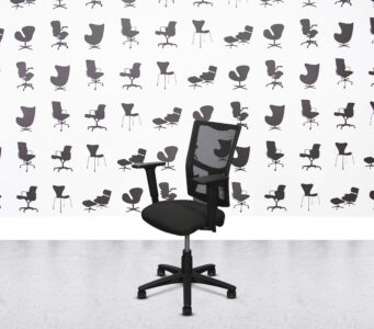 Refurbished Senator Torasen Mercury Mesh Task Chair - Black