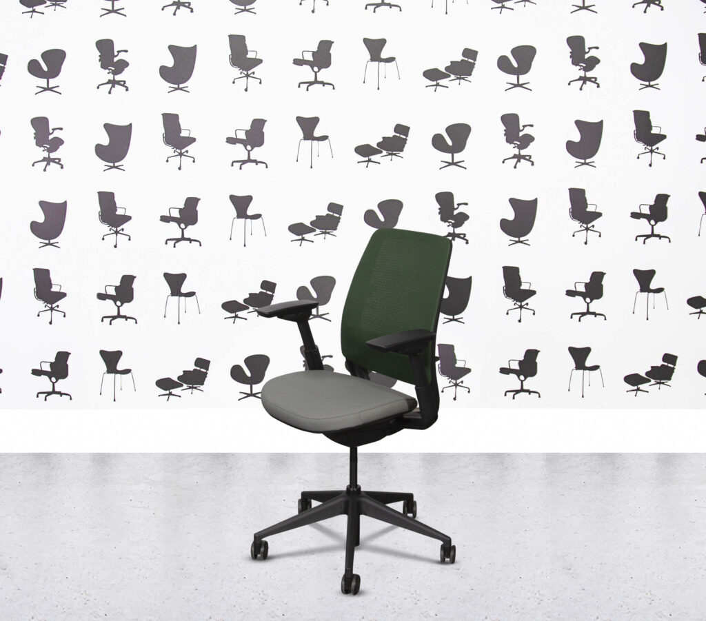 Refurbished Steelcase Series 2 - Black Frame - Green Mesh